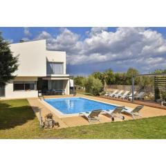 Country House in Binissalem with Pool