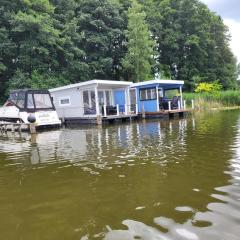 Hausboot Bella Vista am Müritznationalpark FESTANLIEGEND