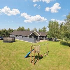 20 person holiday home in Væggerløse