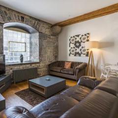 Luxury harbour retreat