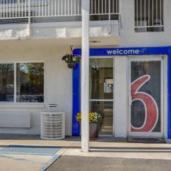 Motel 6 Lakewood