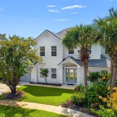 Blanc Bao With Pool And Pickleball