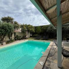 Maison avec piscine près de Bordeaux