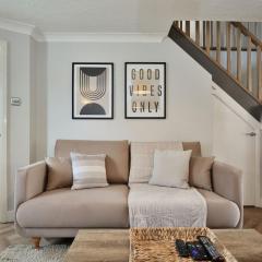 Park 3 Carsgardenshopspub15 Mins Walk To City