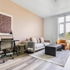 Blueground Downtown rooftop nr Marymoor Park SEA-896