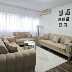 Entire Apartment 2 - near the Center