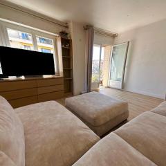 2 pièces Cannes centre Terrasse et plage à 5 min