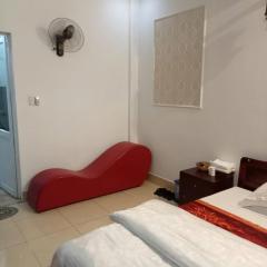 Khách sạn Á Đông