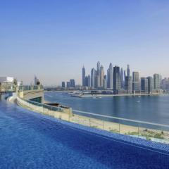 Highend Seven Palm 1BR Private Beach and Infinity Pool