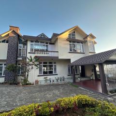 Beaumont Homestay 377