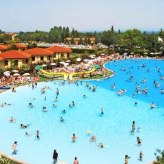 Camping Bella Italia in Peschiera del Garda - Gardasee