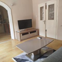 Apartment "Daisy Flower" - Center, Bitola