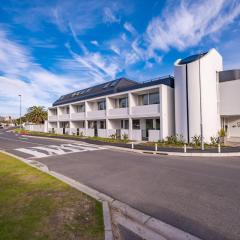 Chic Coastal Hideaway
