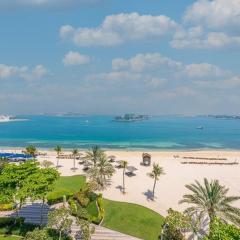 Elegant Palm Living Upgraded Golden Mile 1 Bed