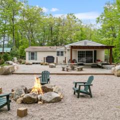 The Hearth & Pine House - Cozy Cabin & Firepit Fun