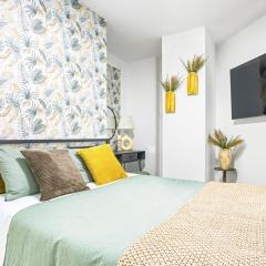2 Bedroom Unit in Manhattan