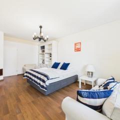 Aleje Jerozolimskie 155 ROOMS SuperApart