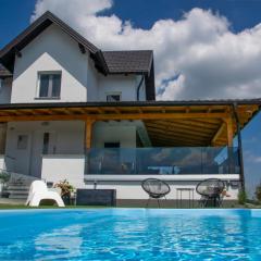 Holiday House Ad Astra