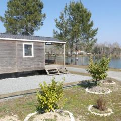 Chalet de 22m² avec Terrasse pour 4 personnes - API-1-52-414