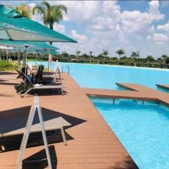 The Bylde Crystal Lagoon Apartment