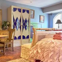 Beverly Hills Luxury Homestay