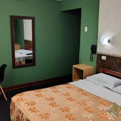 Hostal Residencial Mochica