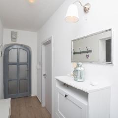 Apartments Lavandela Girandela