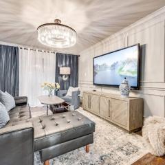 Elegant One-bedroom Suite With On-site Jacuzzi