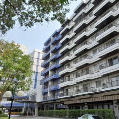 J Town serviced Apartments&hotel