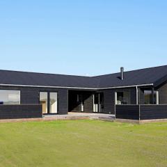 12 person holiday home in Løkken-By Traum