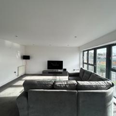 Waterfront Spacious Flat