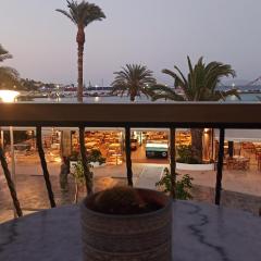 SeaShell apartment Sea View, Castle View 200metres from the Beach