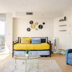 DTSS LuxePad 2BED 2BATH Washington DC Balcony Views, Gym, Pool, Free Parking