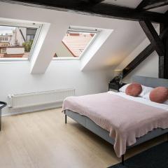 Under the Beams - Designer Prague Old Town Loft