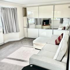 Wonderful two bedroom bungalow in Oxford