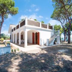 Enchanting Coastal with Views