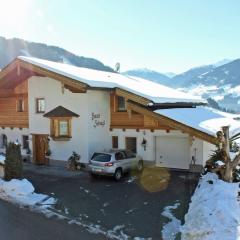 Apartment Zell am Ziller near Ski Arena