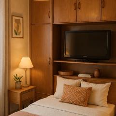 JWE Homestay Room 101 near Cairo Airport