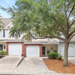 Queen Kelsey - mins from Credit One - pet friendly