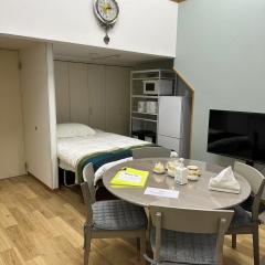 101 Melon Home 難波日本橋 徒歩10分 黒門市場 徒歩5分 心斎橋 1駅 広いお部屋