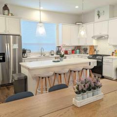 TMC 3-Story Townhome FREE EV Charge
