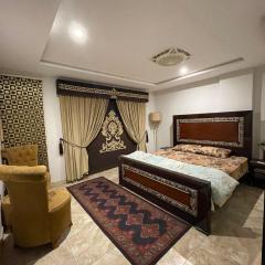Furnished Apparment Eiffel Tower Bahria town Lahore