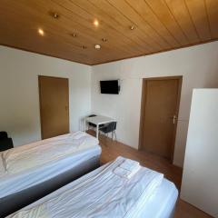 Monteurswohnung mit Durchgangszimmer nähe Innenstadt