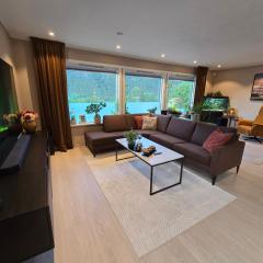 Modern Luxury Villa- Free parking