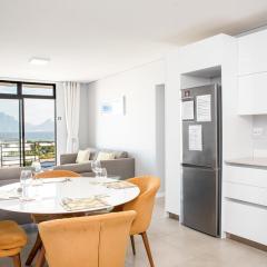 Beachfront 2 bed w swimming pool, Blouberg 54 Beach Break