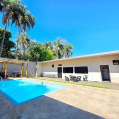 2 suítes e 2 quartos bairro tranquilo prox centro