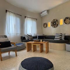 Amani Breeze Ghepard Towers