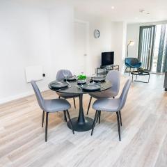 Light & Modern Central Birmingham 2 Bed Apartment