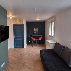 Quiet loft 7 min to Roseraie metro station