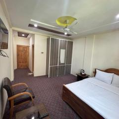 Yasin Heaven Star Hotel